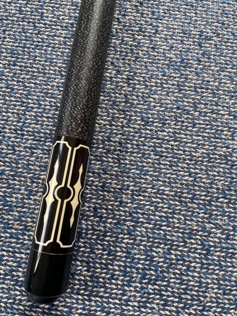 Lucasi ルカシー　ビリヤード　キュー 木製 黒白装飾