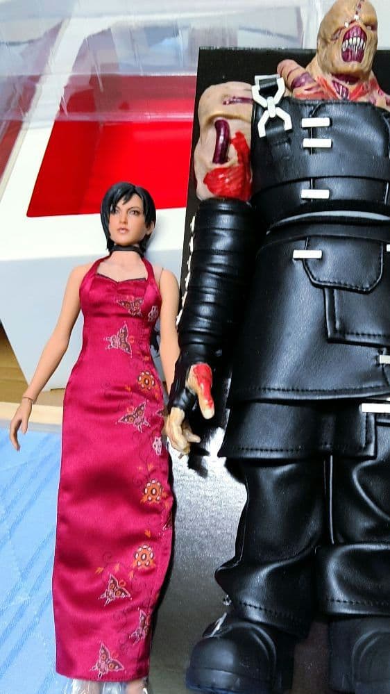 ホットトイズ製バイオハザード4[エイダウォン]1/6フィギュア美品!