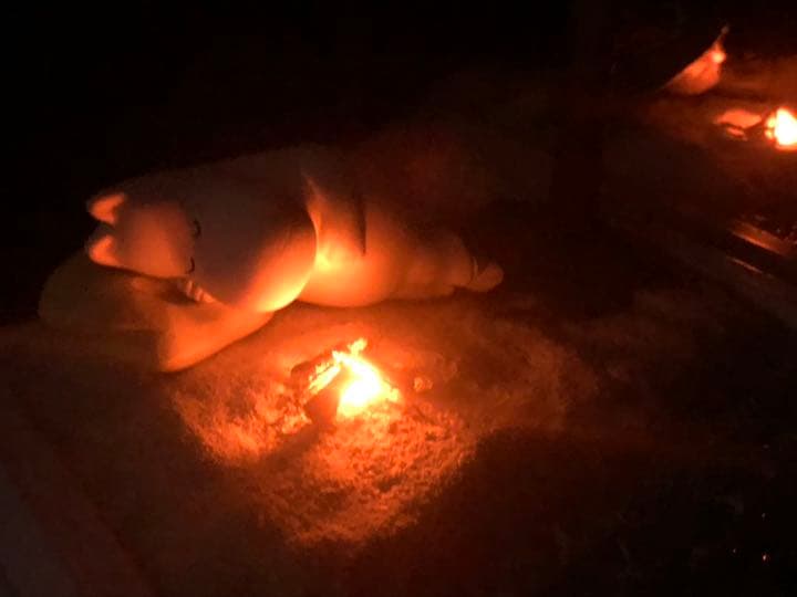 ムーミン　ジオラマ　海辺で寝るムーミン