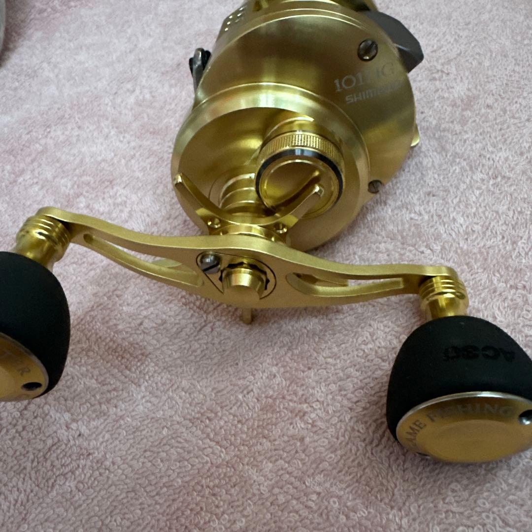 CALCUTTA CONQUEST 101HG ゴールド ベイトリール