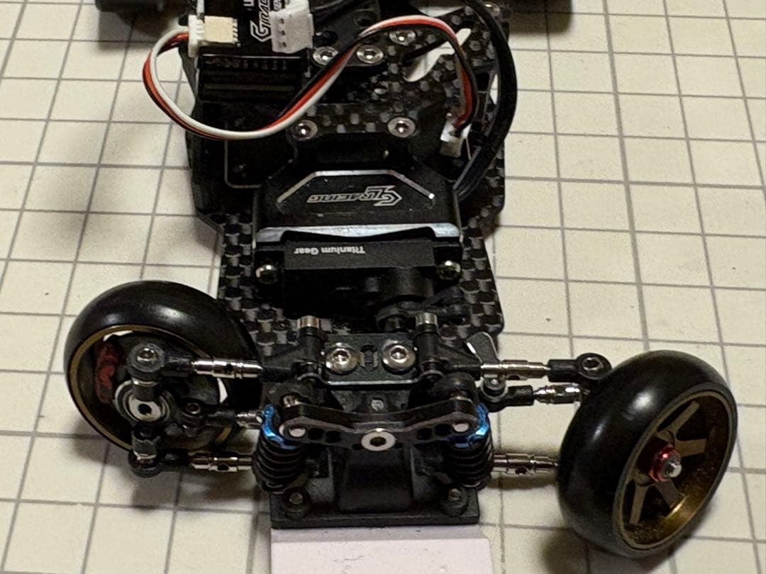 ヒ*ン様 GL racing製2WD DRIFT GLD