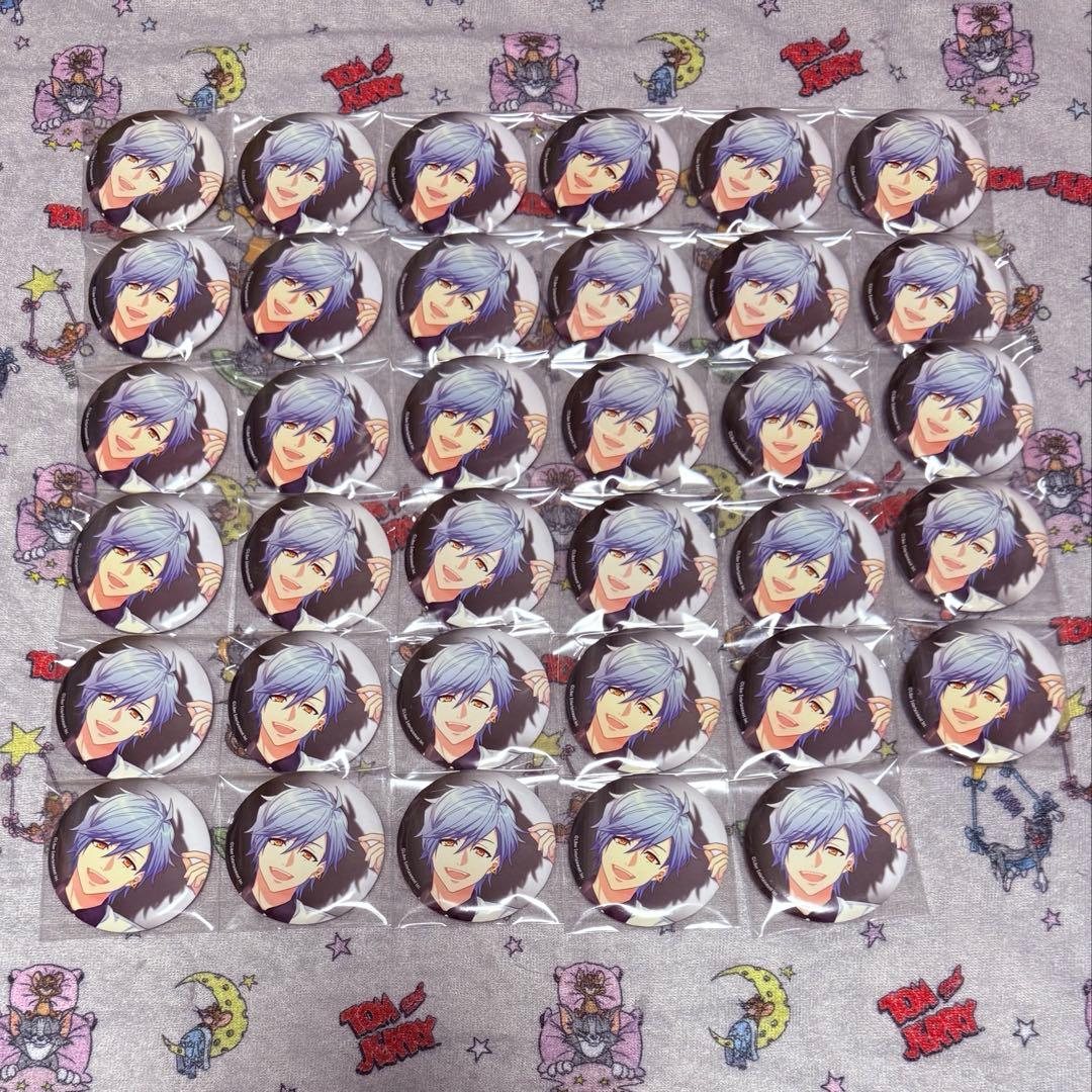 A3！ 斑鳩三角 缶バッジ Spotlight