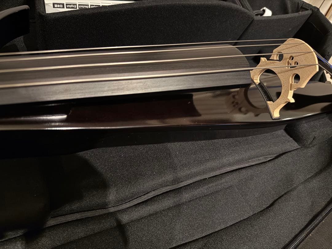 弦楽器 YAMAHA SILENT Cello SVC50