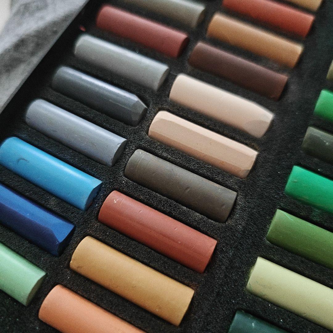 【美品】レンブラント　ソフトパステルハーフ　90色