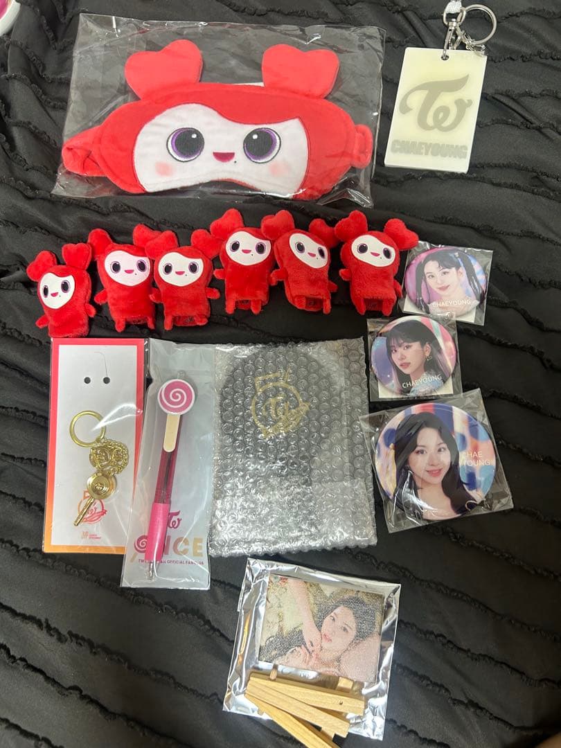twice グッズまとめ売り
