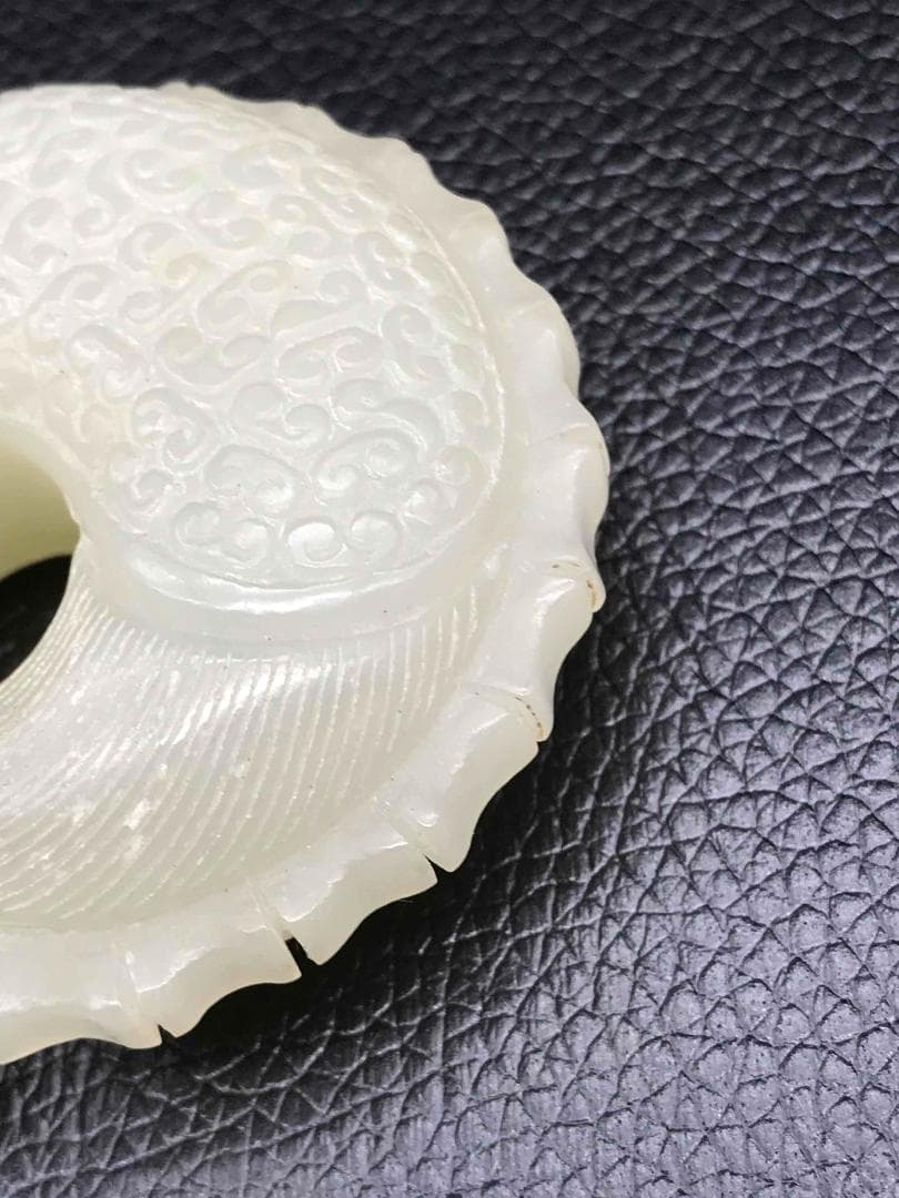 清時代　和田玉 玉佩　紅山文化風　古玉猪龍佩　稀品　和田玉彫り(F-64)