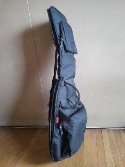 ◎激渋！激珍！ギブソンレスポールそっくりミニエレキギター・高級ソフトケース付き！