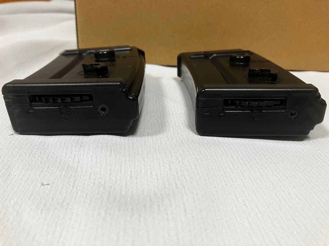 SIG552 東京 マルイ　美品　マグ２個　バッテリー２個　ドットサイト付き