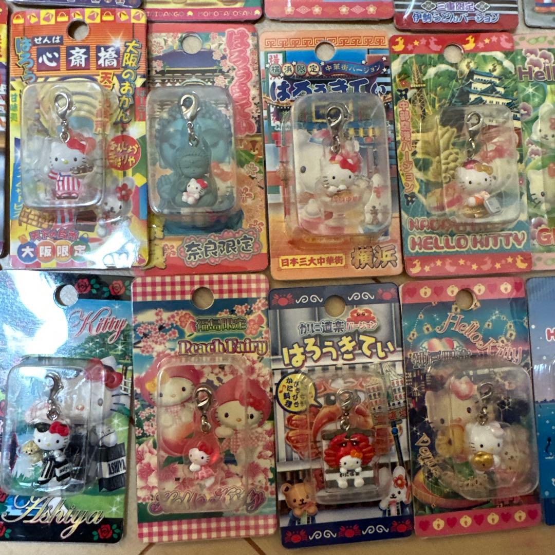 ご当地限定チャーム　55個まとめ売り