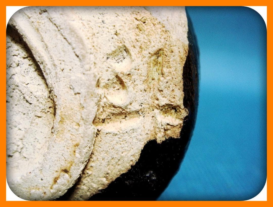 723『黒織部 千鳥 ぐい呑』斗　/骨董品 古美術 古玩 アンティーク