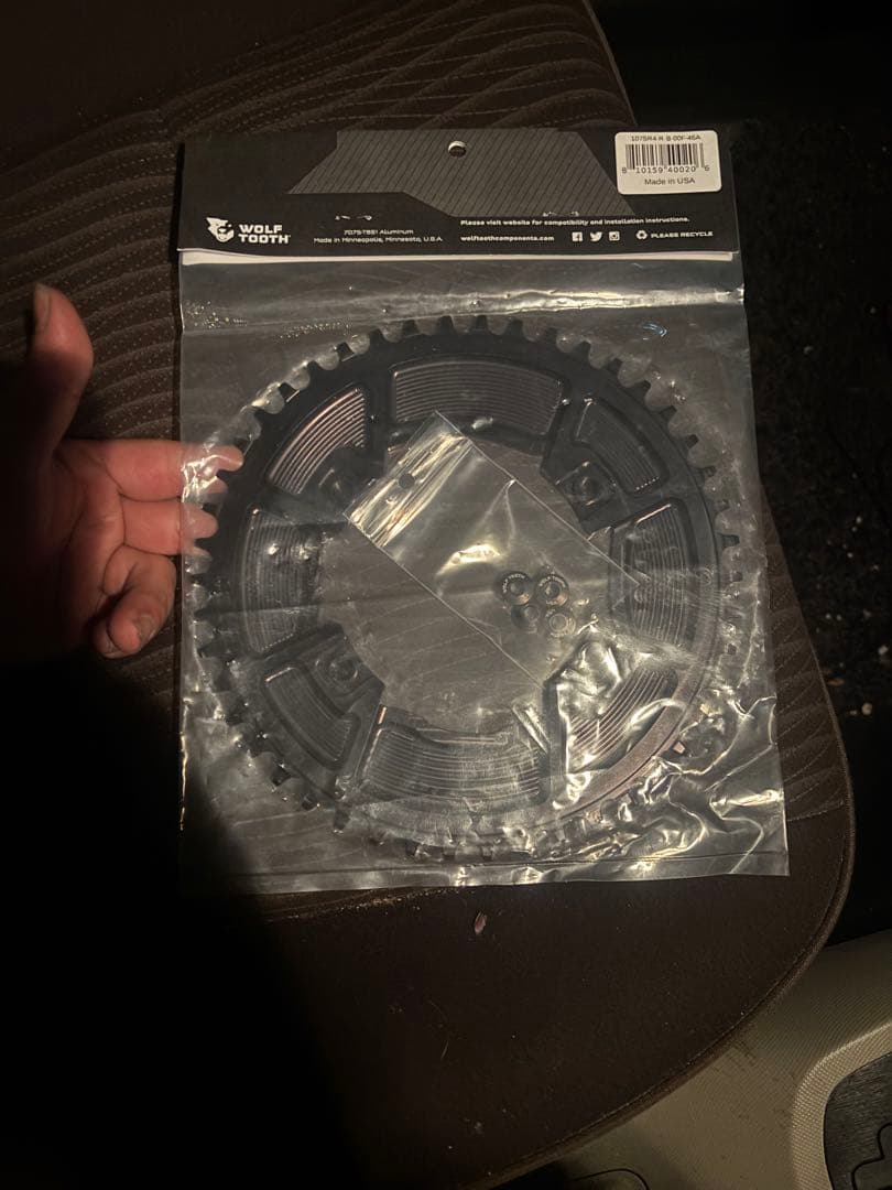 WOLF TOOTH 46T Aero チェーンリング ナローワイド