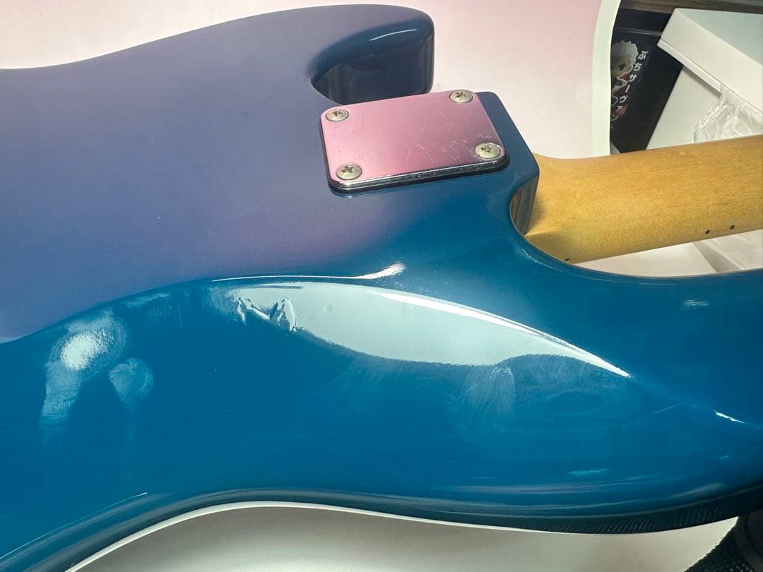 希少　ブライアンBacchus Brian エレキベース 青