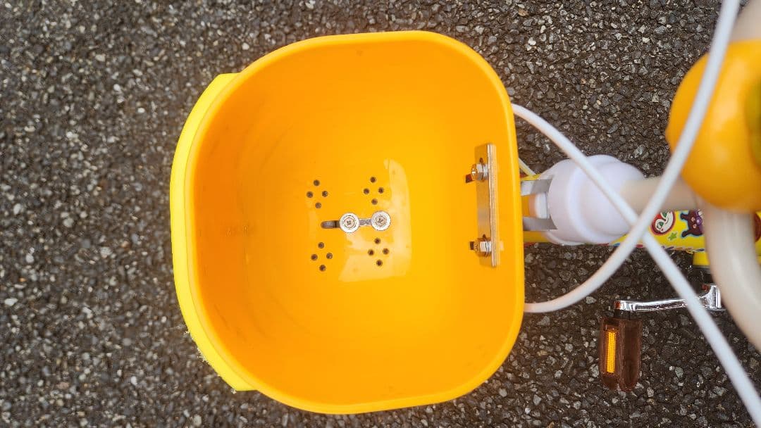 アンパンマン自転車　12インチ　舵取り棒付き　引き渡しのみ