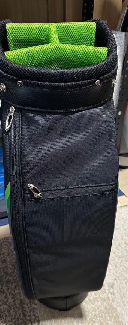 新品 テーラーメイド キャディバッグ 黒 ストライプ ゴルフ クラブ RBZ