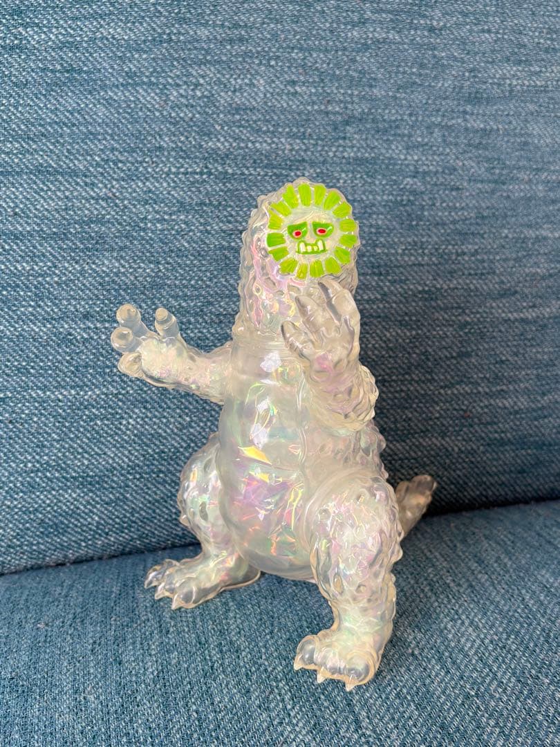 ゴーヤ怪獣　ソフビ　クリア