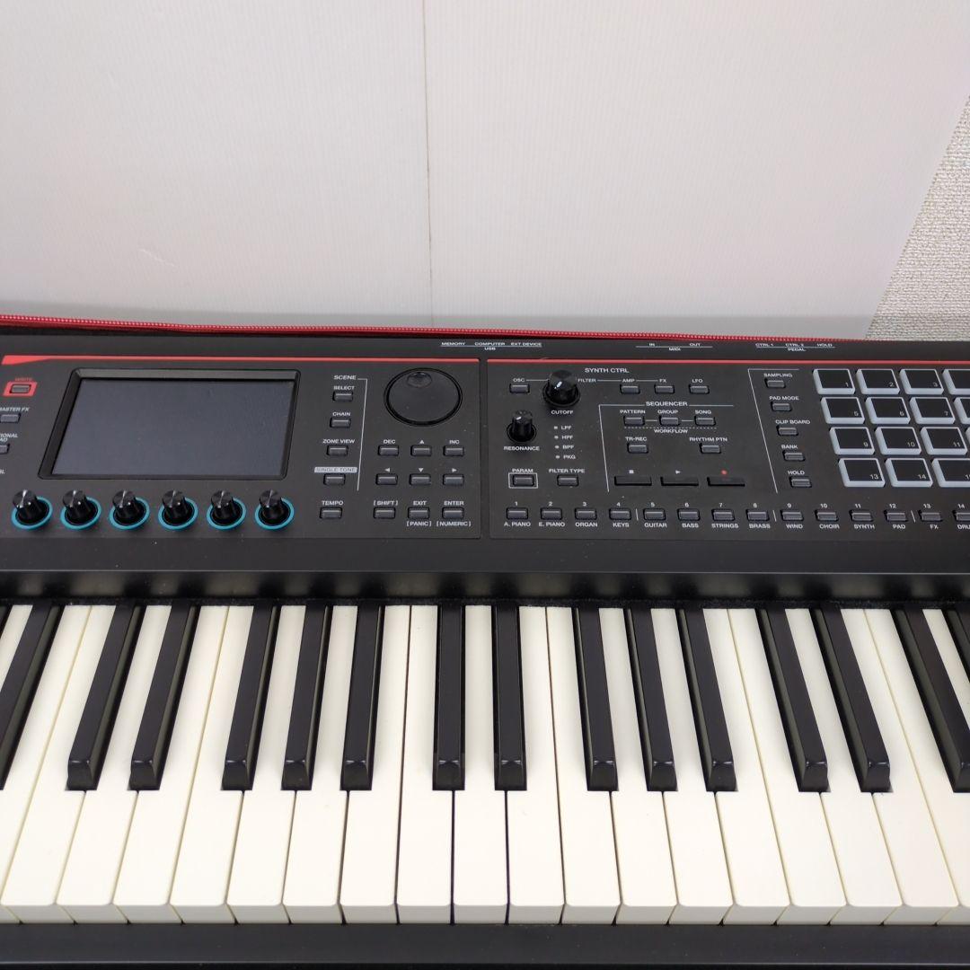 Roland FANTOM 08 キーボード