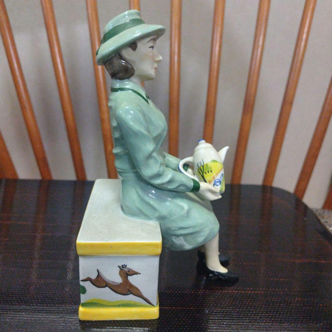 スージークーパー、フィギュア、 マナー・リミテッド・エディションズ No. 31