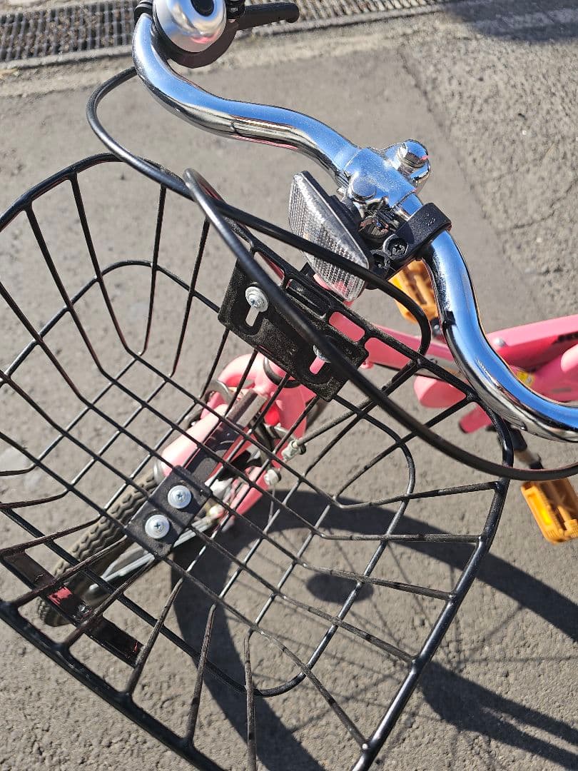 幼児用自転車 ピンク色 前面バスケット付き