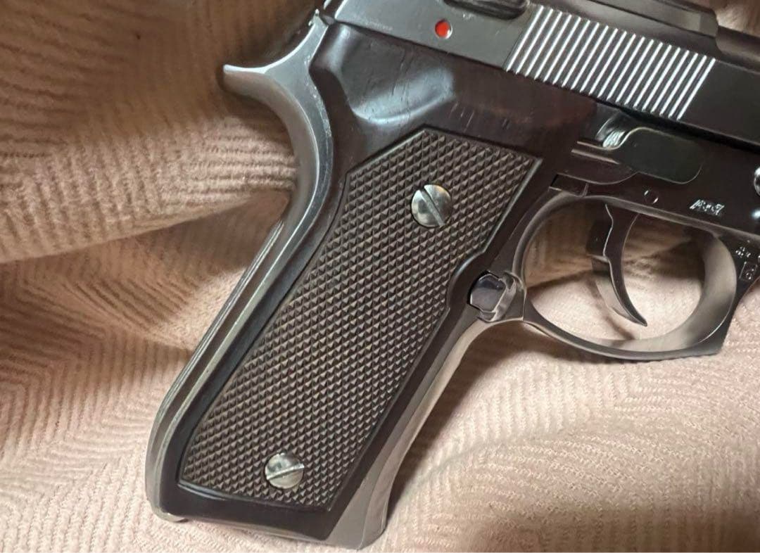 東京マルイ ガスブローバック M92F クロームステンレス　ガスガン