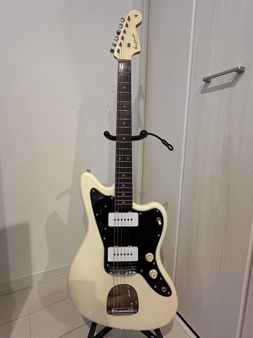 ギター Vanzandt JMV-R2 Olympic White