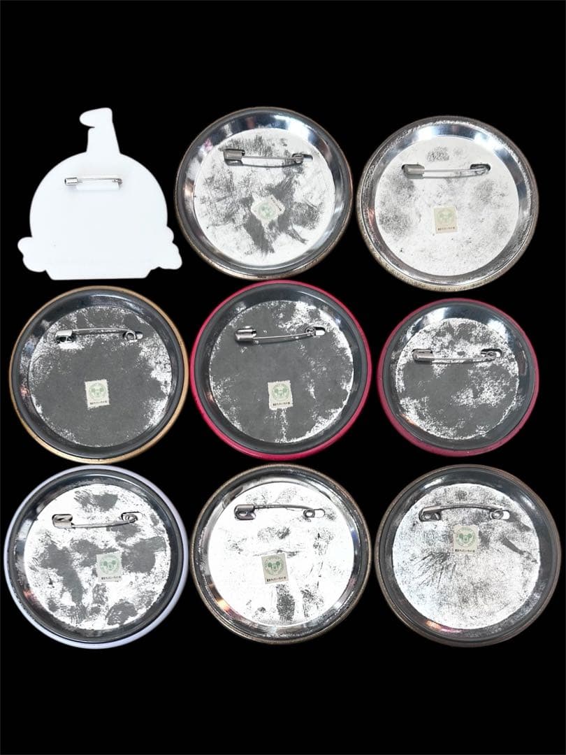 東京ディズニーランド　1周年　キャスト　缶バッジ　貴重　周年記念　1983