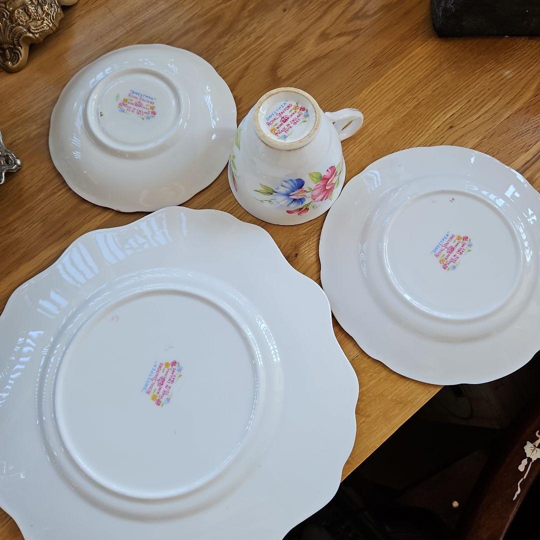 ヴィンテージティーカップトリオ