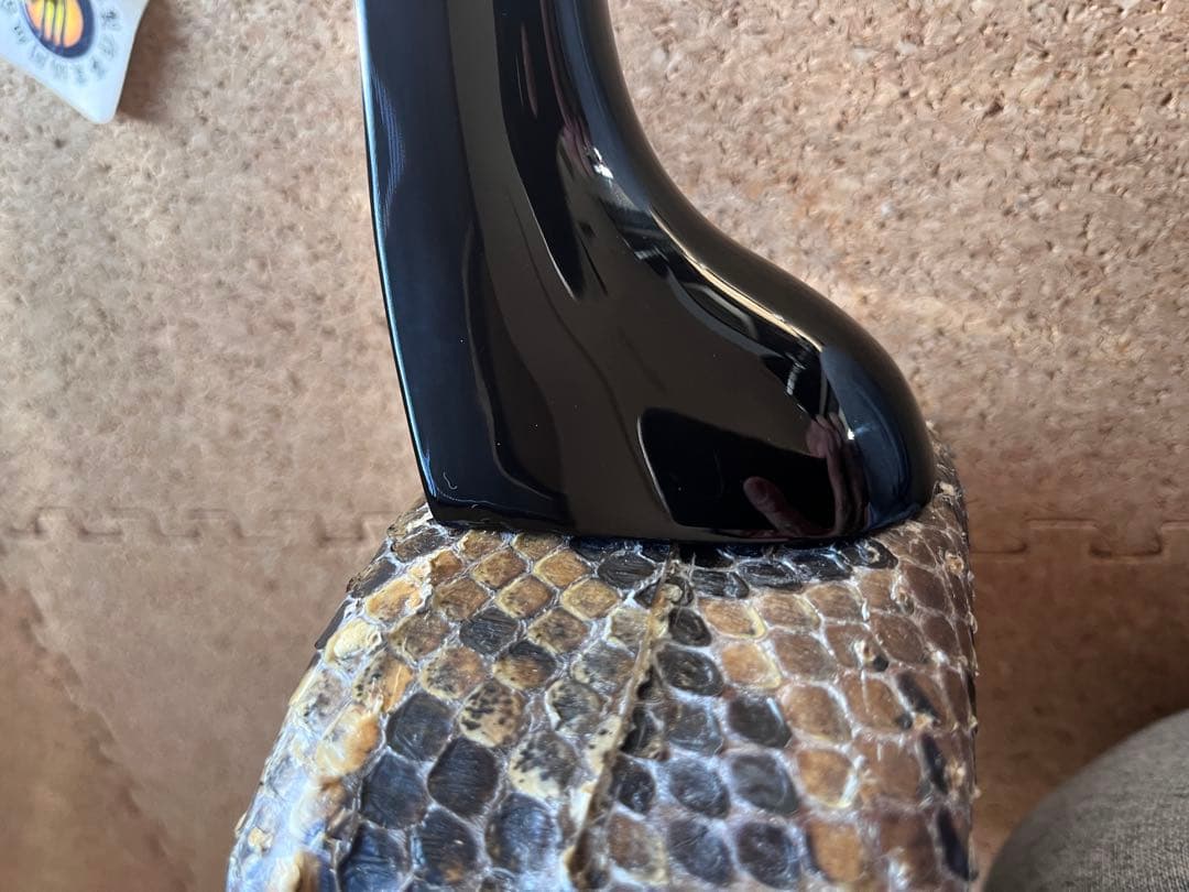 沖縄　伝統工芸士製作三線　カミゲン一枚貼り(本張)(製作証明あり)