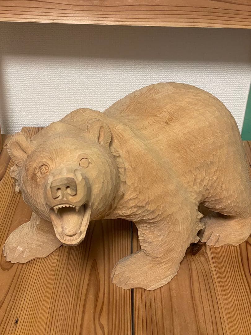 木彫りの熊 北海道伝統工芸品