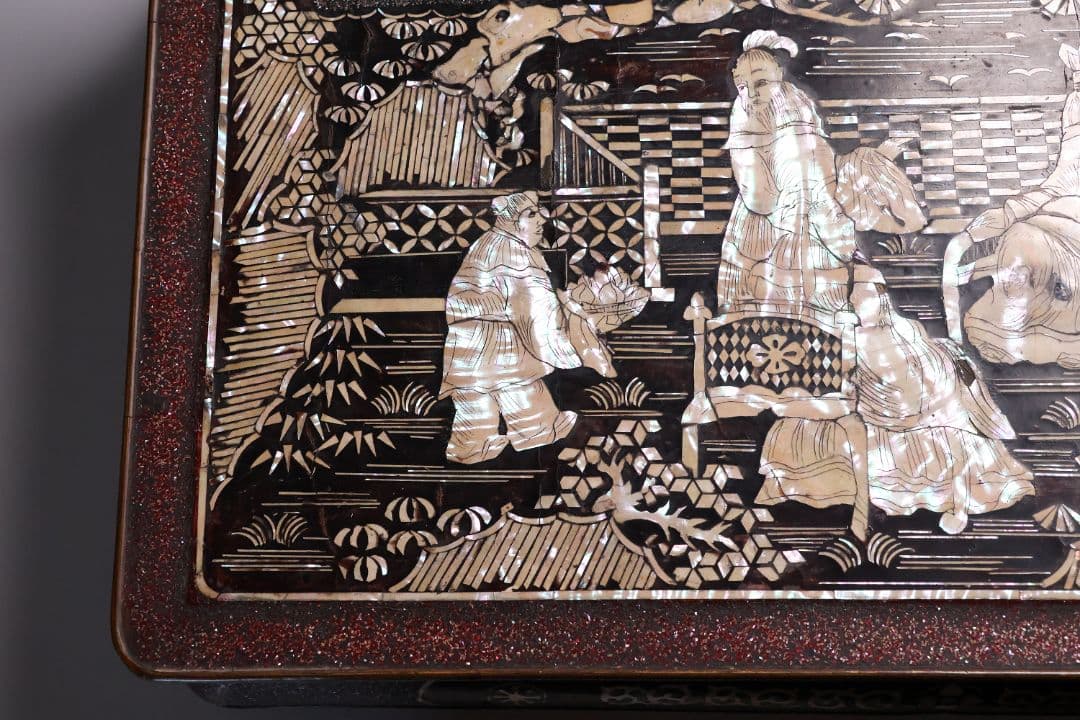 中国美術 螺鈿細工 平卓 46×28.3cm 人物 花台 香炉 木製【MA812