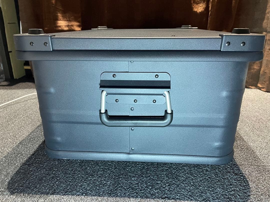 VENTLAX アルミコンテナ PANDORA ブラック46L 使用回数1回