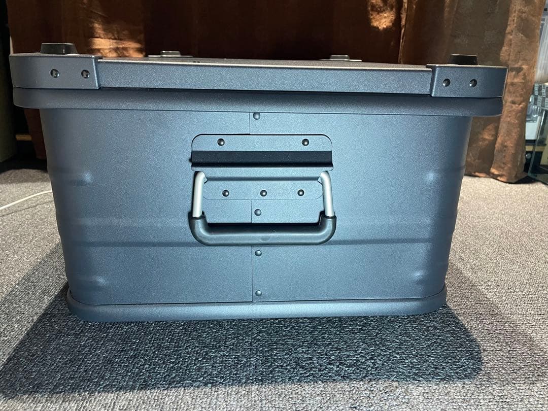 VENTLAX アルミコンテナ PANDORA ブラック46L 使用回数1回