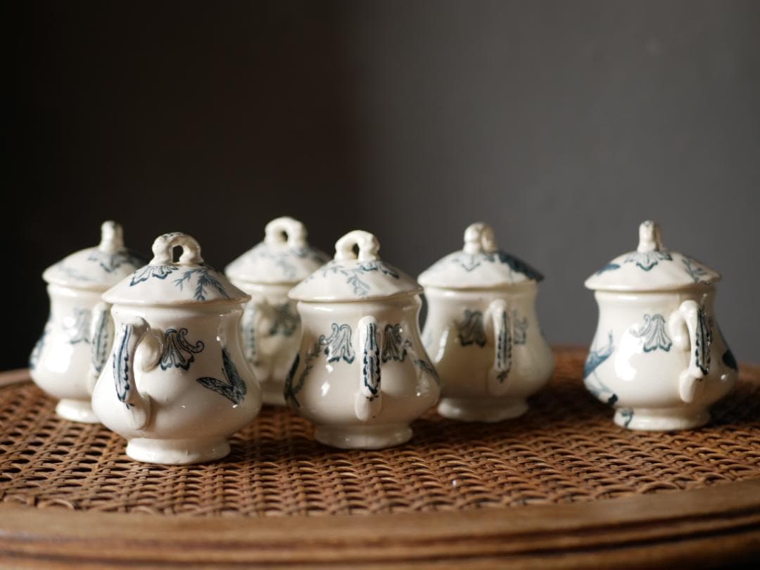 クレイユモントロー　クリームポット6個＋専用皿のフルセット　フランスアンティーク