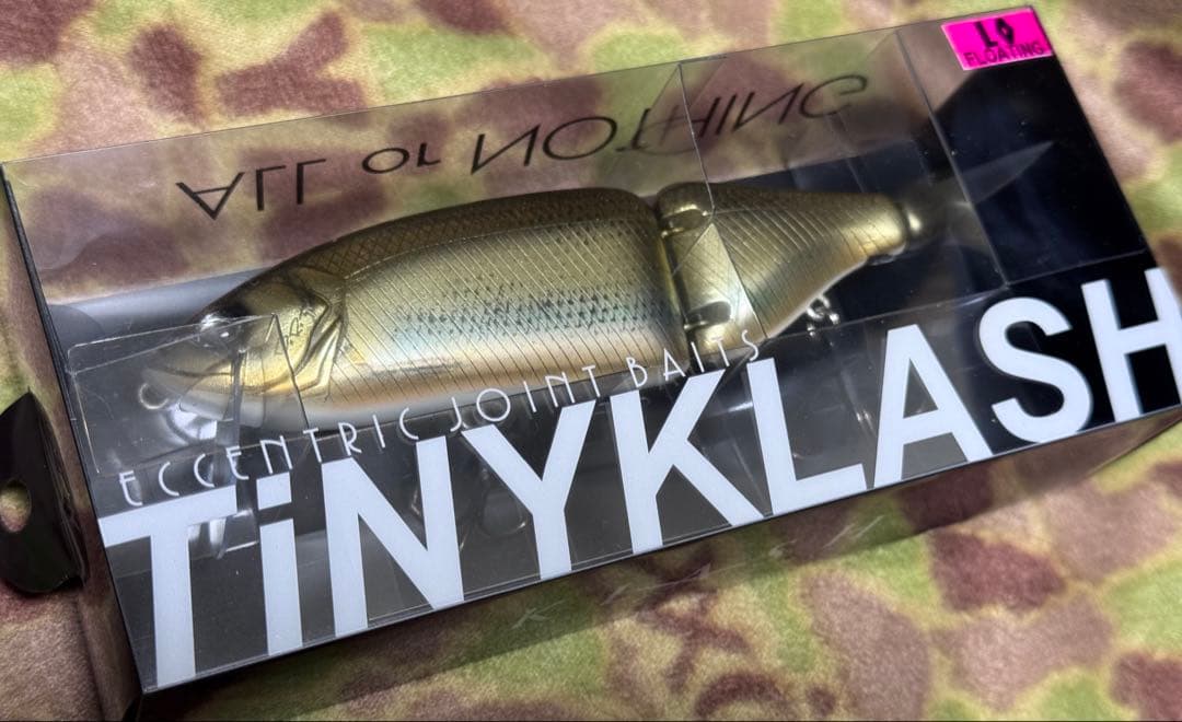 DRT タイニークラッシュlow ウグイGOLD