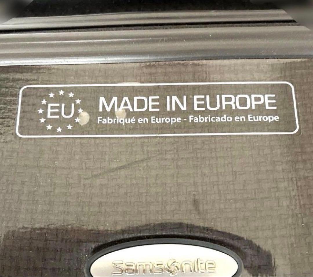 サムソナイトブランド キャリーケース ブラック６８ℓ超軽量【値下げ】