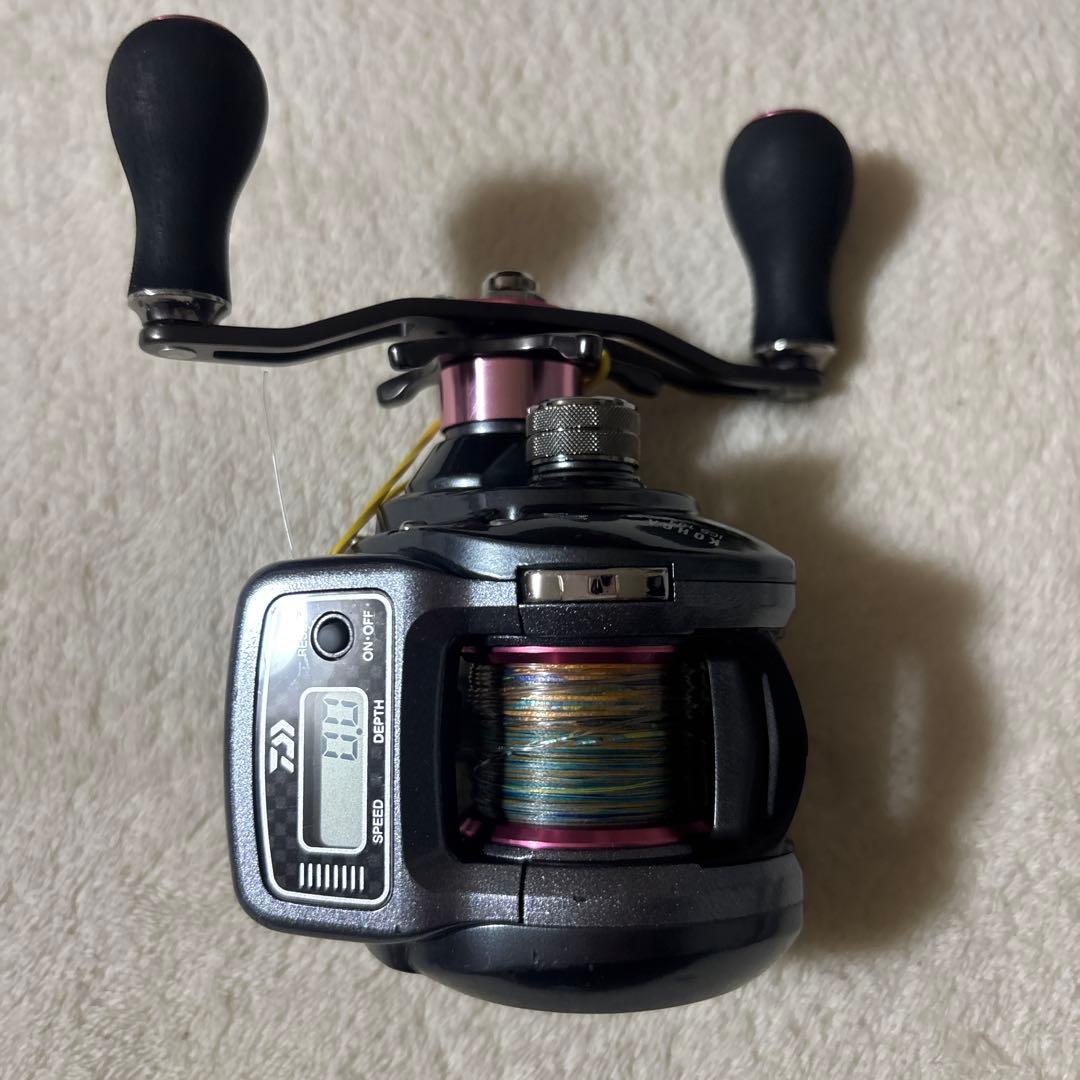 シマノ13ステラSW6000PGとダイワ紅牙ICS103右巻きのセットになります