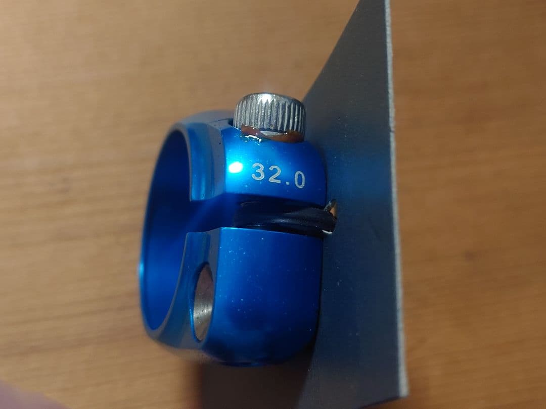 Salsa cycles サルサ LIP−LOCK 32.0Φ シートクランプ②