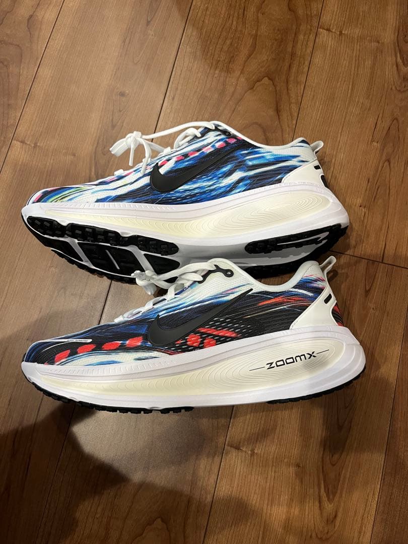 【新品】Nike ランニングシューズ ボメロ vomelo 18SE 27cm