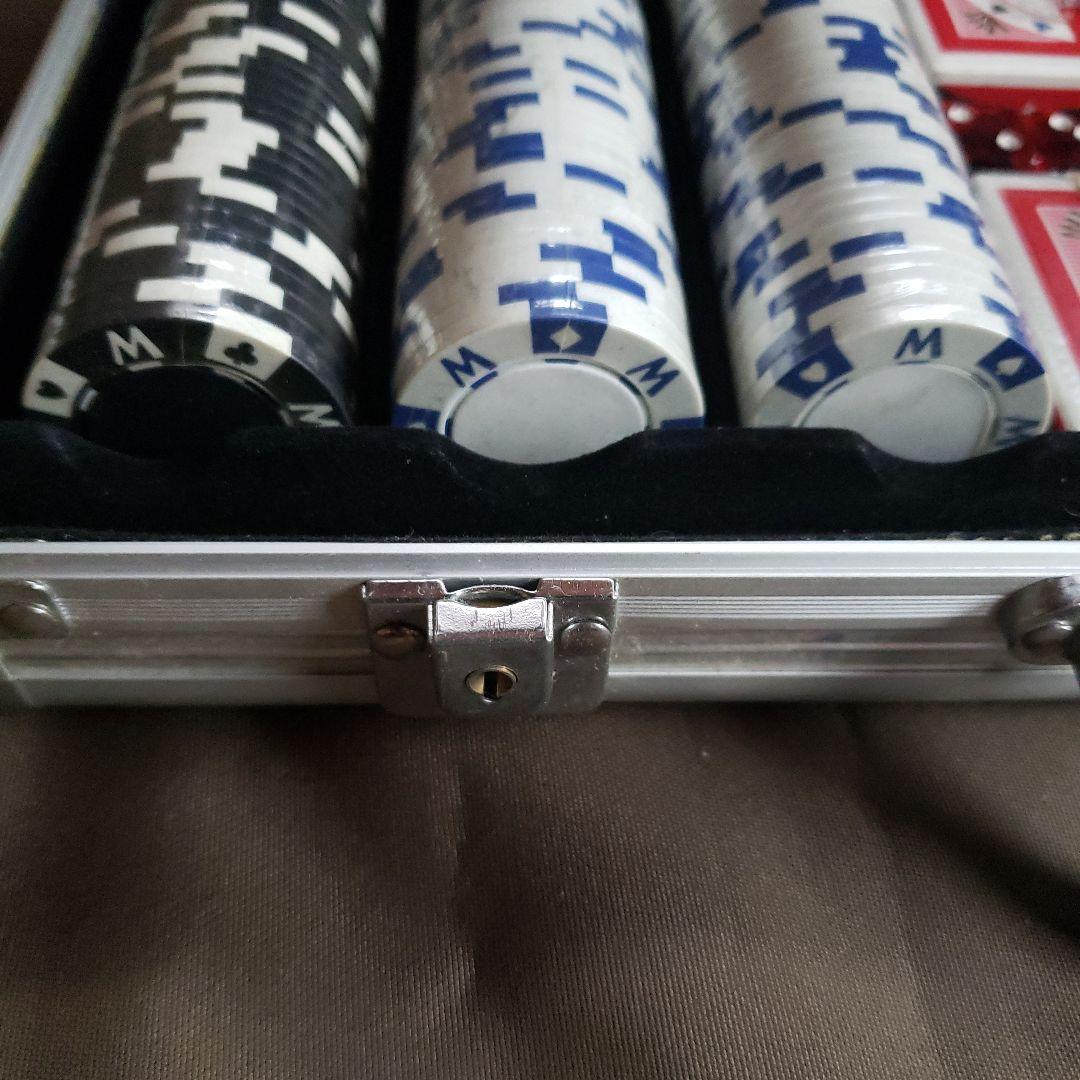 ポーカーチップセット アルミケース付き　MGM