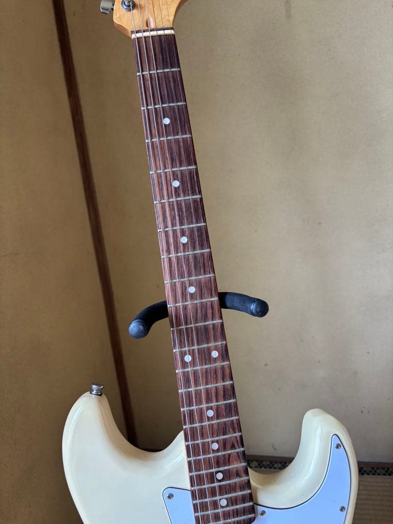 セルダーエレキギター ストラトキャスタータイプ3ピックアップ【中古品】