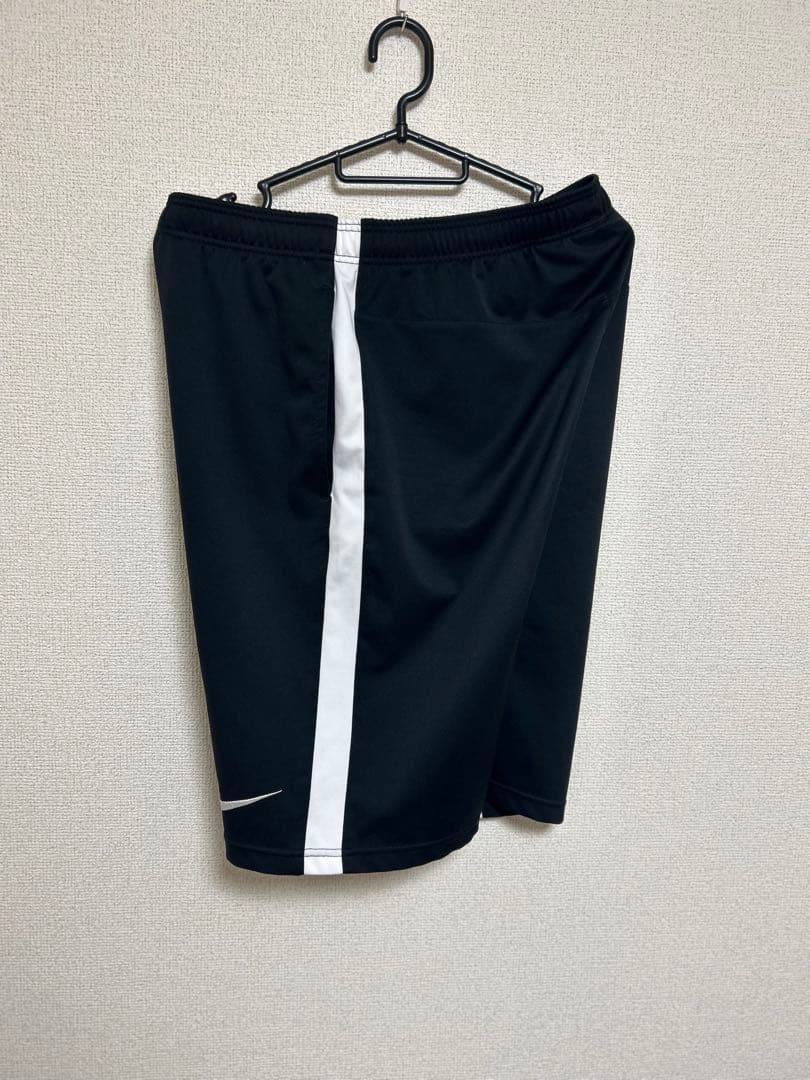 浦和レッズ　ナイキ　ウエア　上下セット