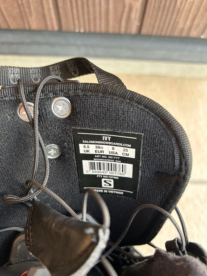 Salomon Ivy 女性用スノーボードブーツ