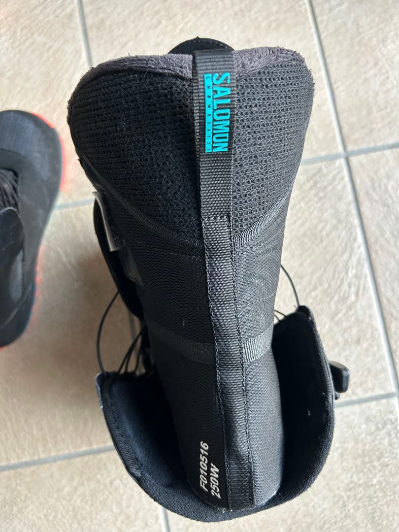 Salomon Ivy 女性用スノーボードブーツ