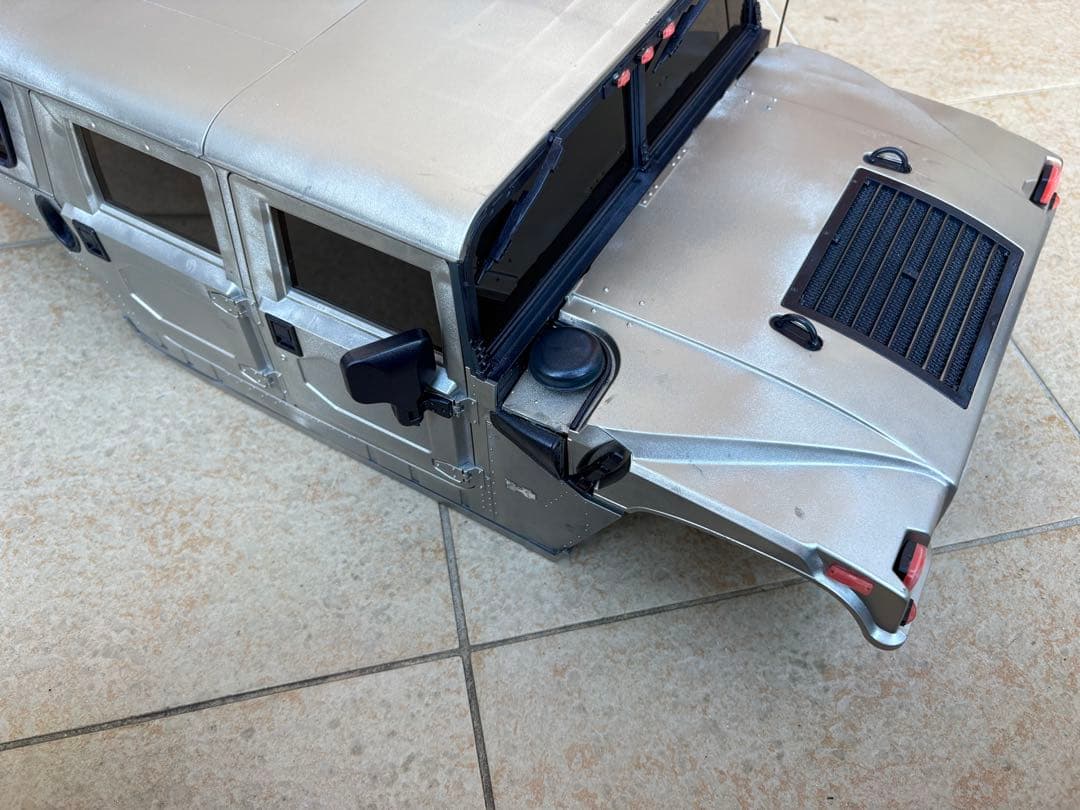 J*n様 特大完成品デアゴスティーニ 1/8 ハマーH1 エンジンラジコン　完全