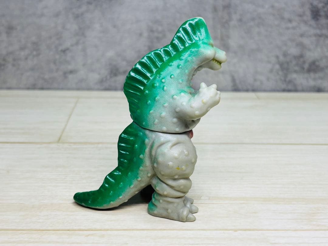 レトロ 当時物 パチモン 怪獣 パチモノ ソフビ フィギュア