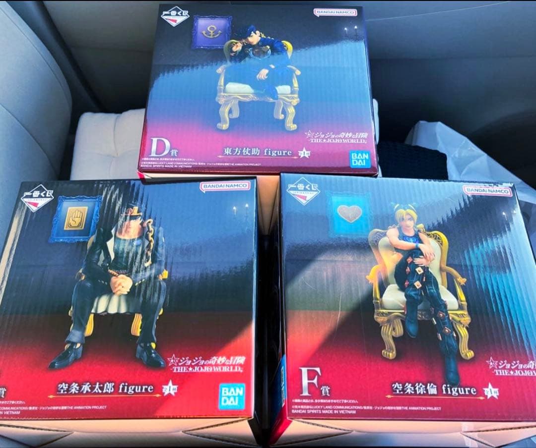 ジョジョの奇妙な冒険一番くじ承太郎、仗助、徐倫フィギュア➕ポスター付き