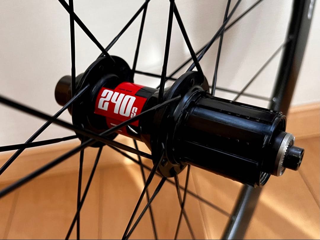 FFWD（ファストフォワード） クリンチャー（シマノ用／リムハイト45mm）