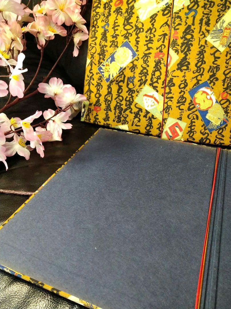 ♥春の新メーニューに【高級・金彩まとい文字柄・メニューブック】♦8冊