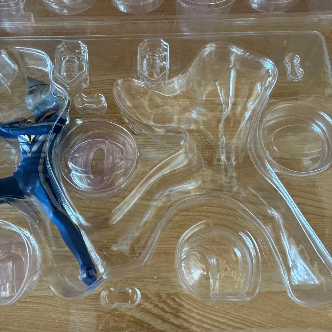 ウルトラマンルミナス　プレミアム　6体