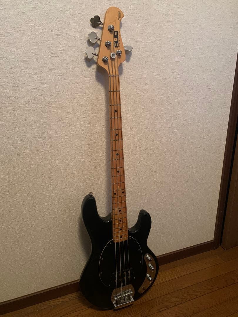くさい エレキベース musicman sterling StingRay