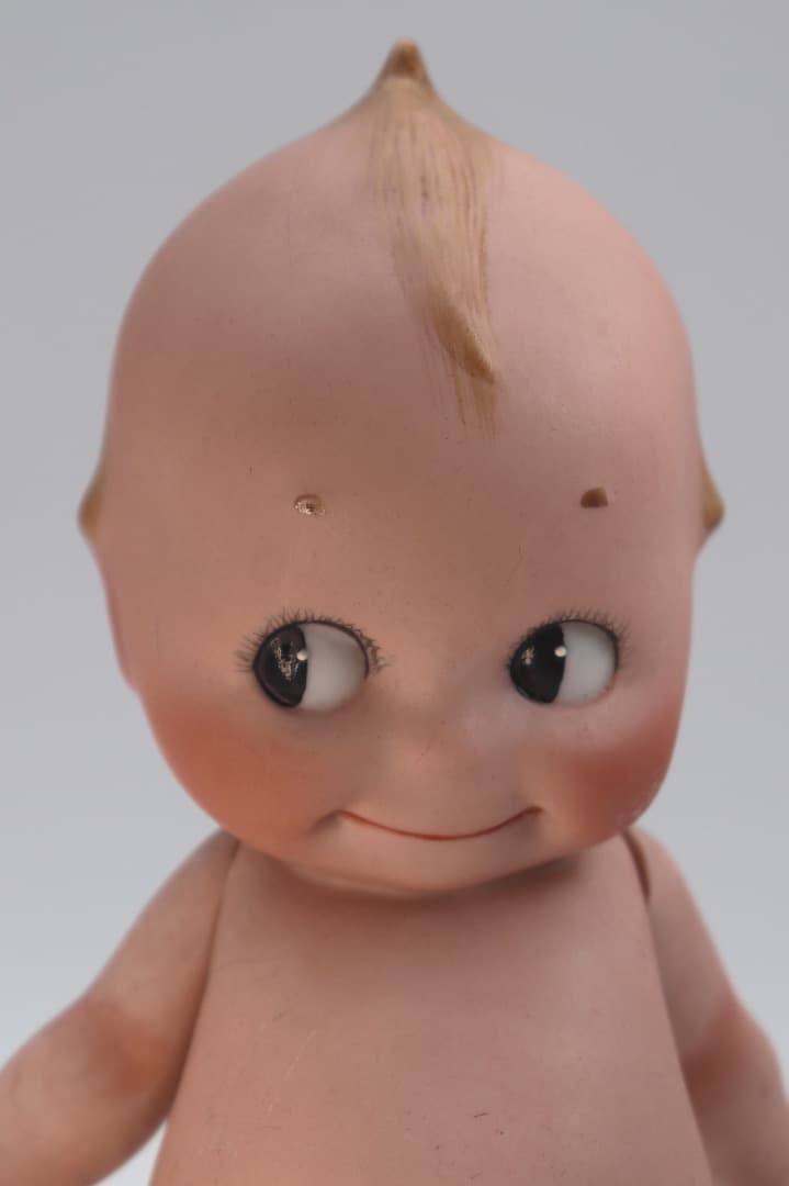 ケストナー製ポーセリン・キューピー、 ビンテージ陶器製人形 約22cm